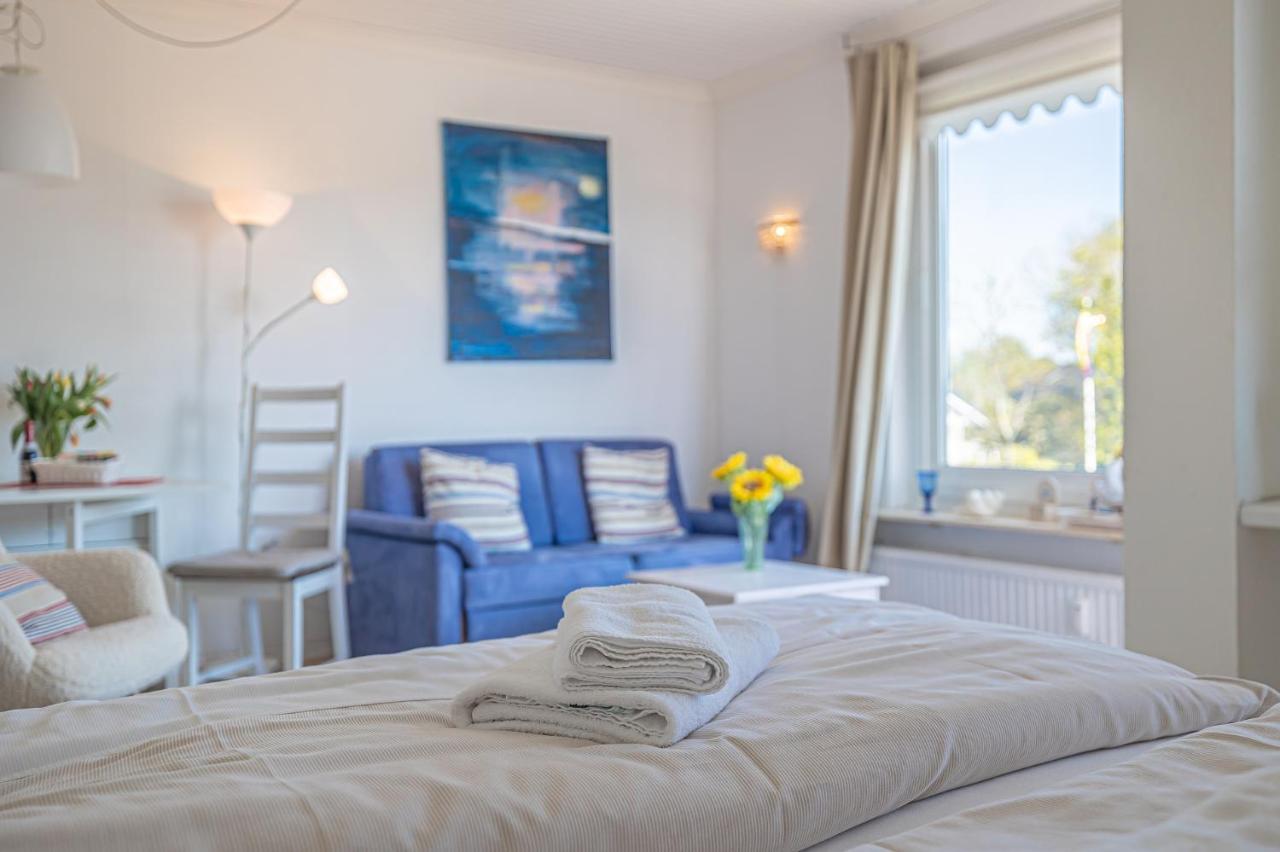 Fewo1846 - Sonne Und Meer - Kleines Studio-Apartment Mit Balkon Und Meerblick Glücksburg Kültér fotó